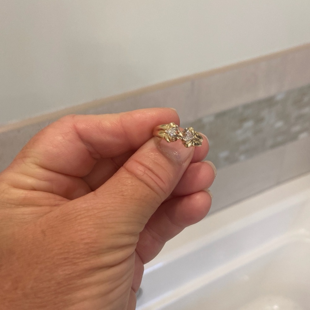 14K Yellow Gold Ring w/Two Tri Cut Diamonds